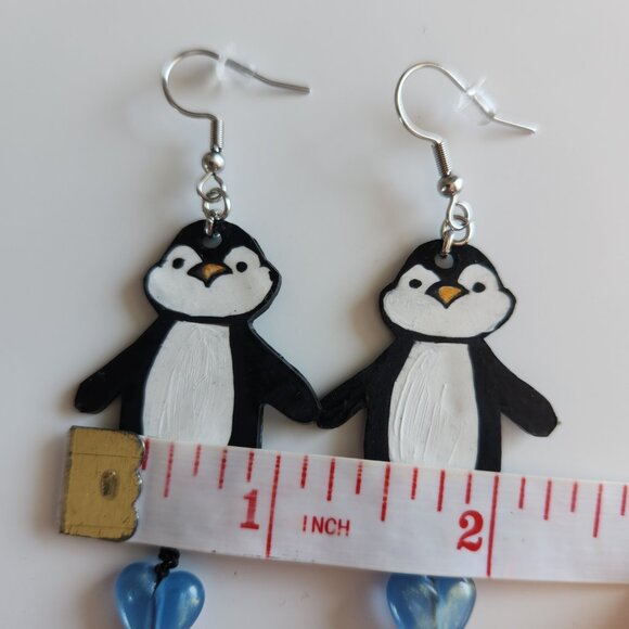 Cute penguin earrings with blue hearts beads ✦ handmade & unique, silver color ✦ - Picture 9 of 9
